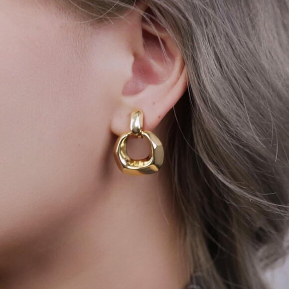 Clip On Earrings Gold-Plated Brass Hoop Hypoallergenic Statement Jewelry - Picture 4 of 6